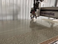 The Machine Is Cutting the PP Board